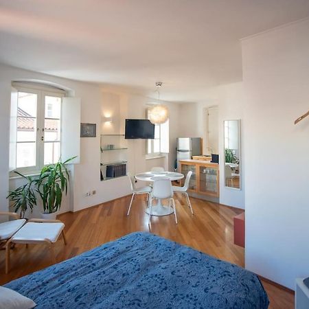 Torretta10 - Studio Apartment Trieszt Kültér fotó