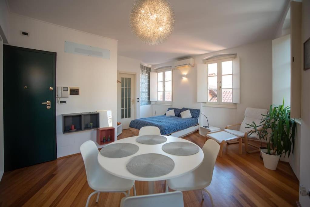 Torretta10 - Studio Apartment Trieszt Kültér fotó